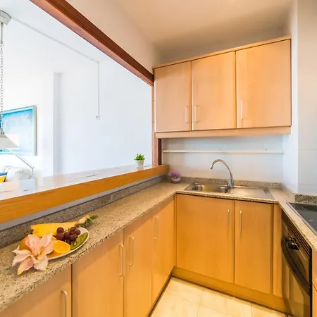 With Spectacular Sea Views Apartment *